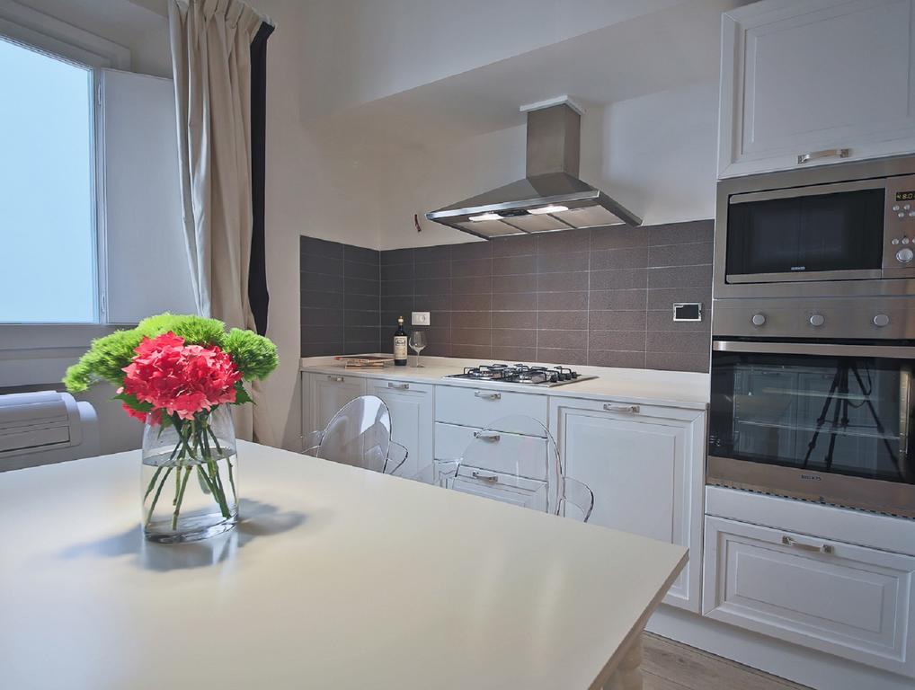 Apartments Florence Borgo Dei Greci Bagian luar foto