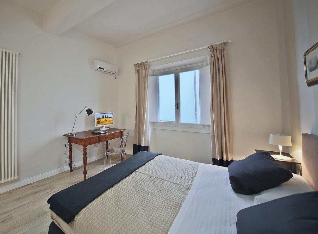 Apartments Florence Borgo Dei Greci Bagian luar foto